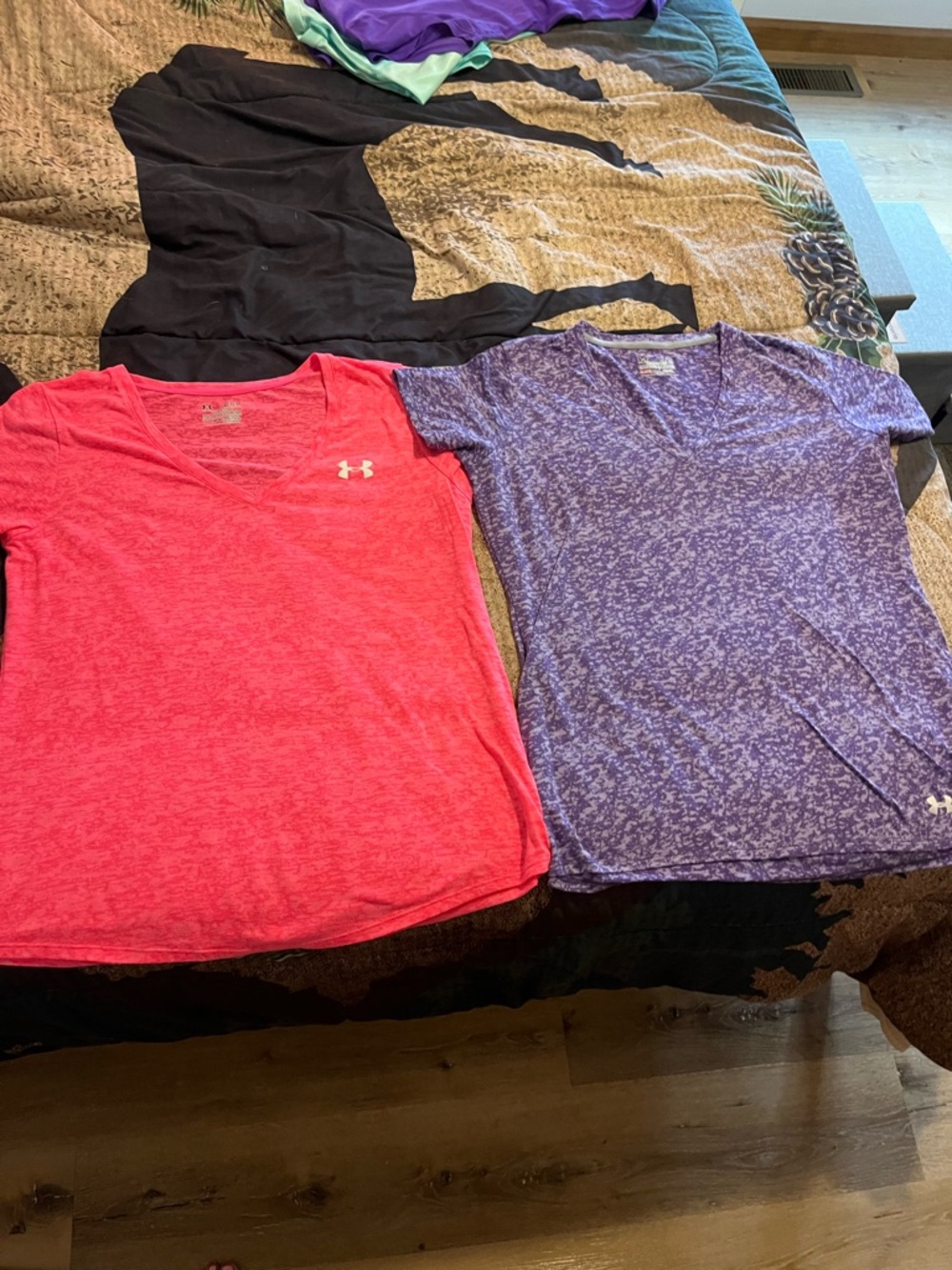 (2) BUNDLE UNDER AMOUR WOMENS SIZE X-LARGE